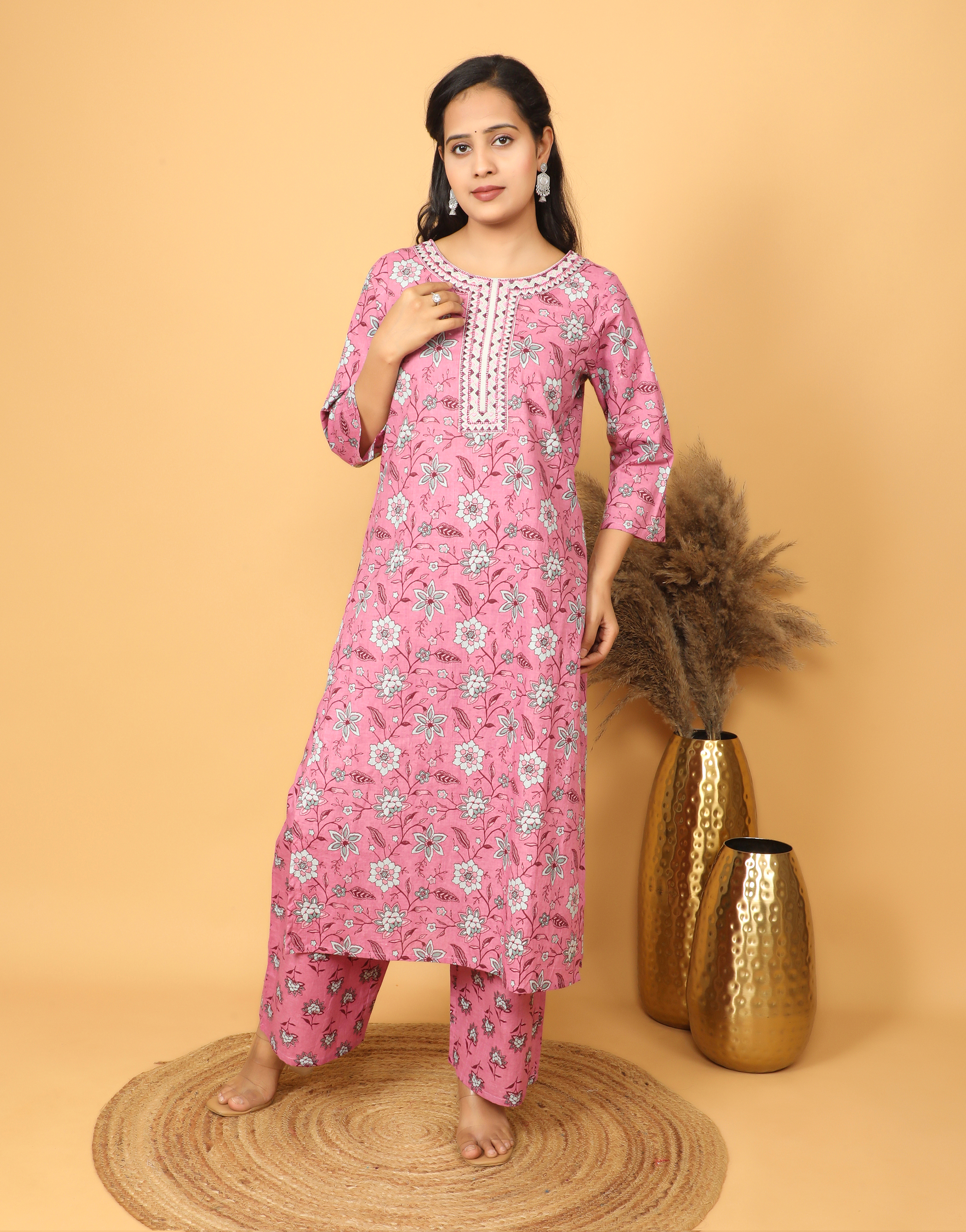 Womens Pink Embroidery Printed Kurta Set