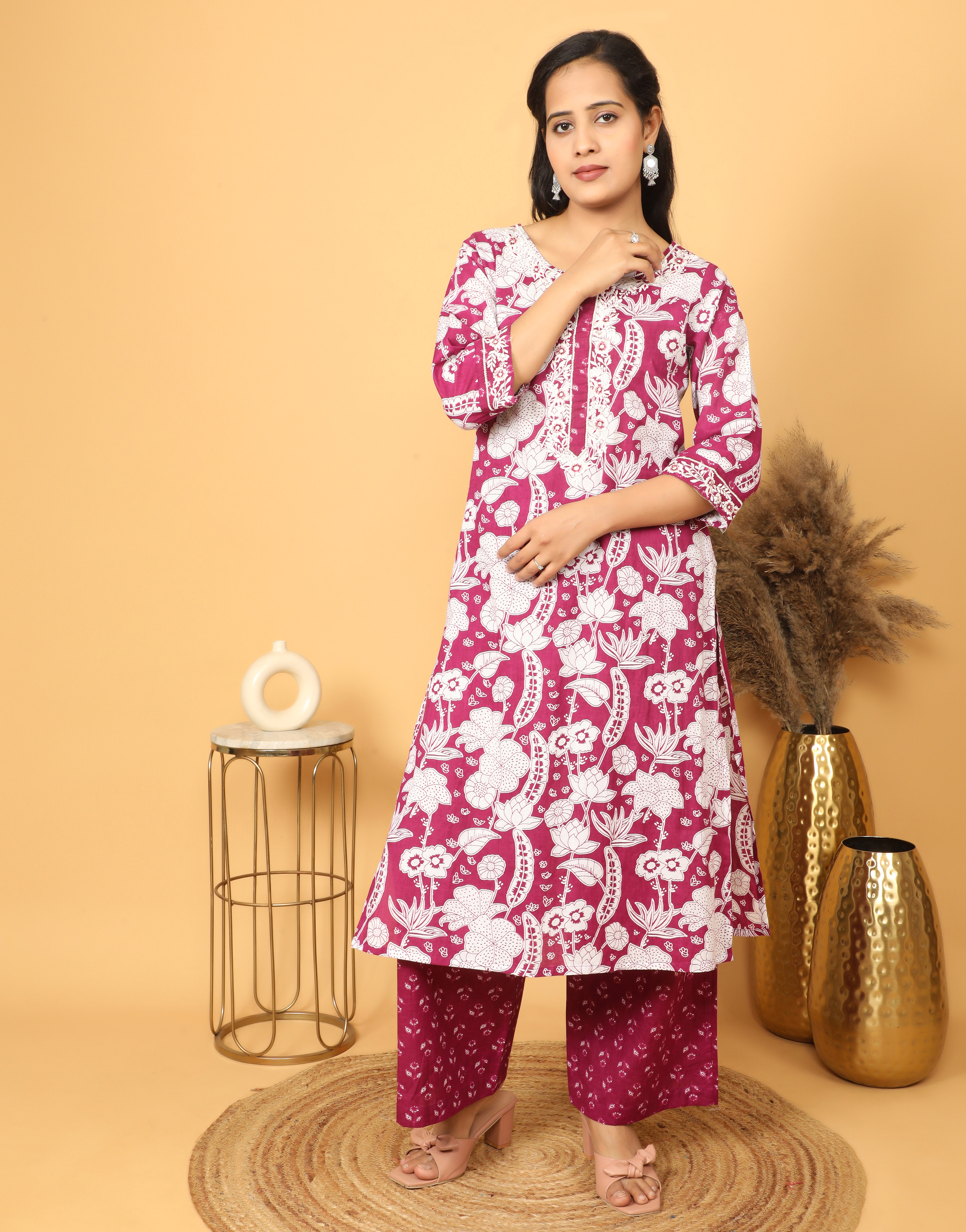 Womens Pink Printed Cotton Kurta Set