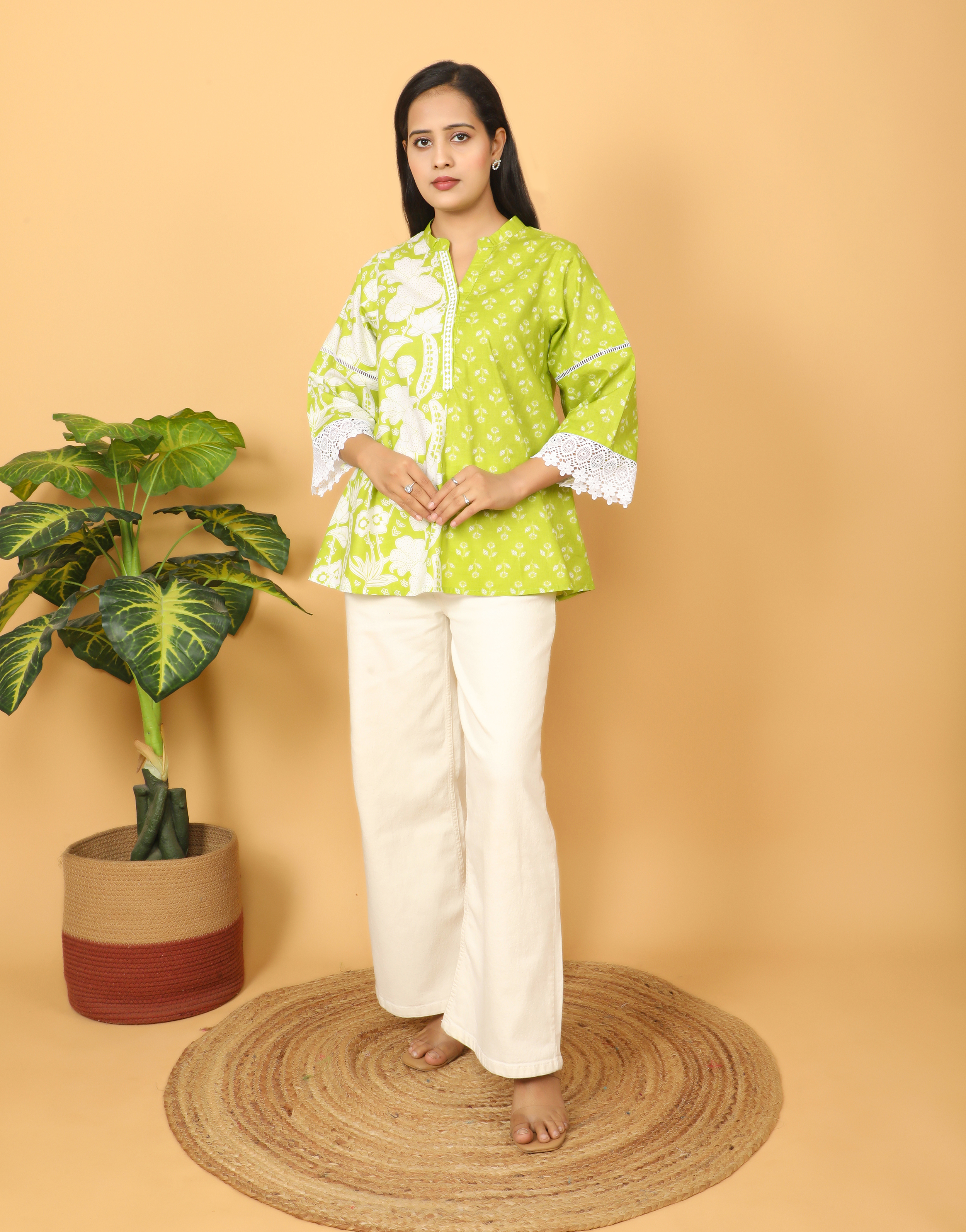 Stylish Green Print Cotton Straight Top